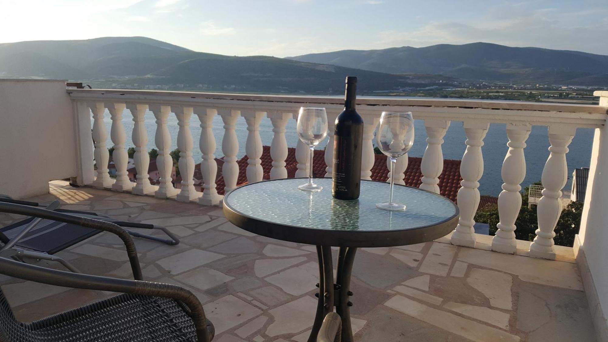 Apartament Zuzul - *